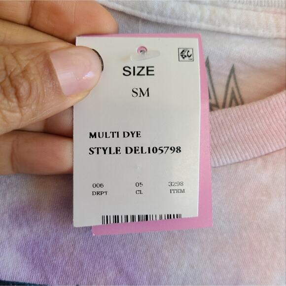 NWT Def Leppard NWT Pink Tie Dye Hysteria Graphic Band Tee Small - Picture 4 of 10